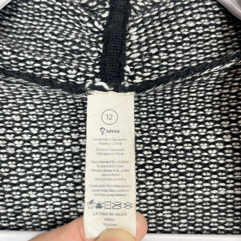 Ivivva Lululemon Feeling Toasty Wrap Sweater Girls 12 Black White Stripe Texture